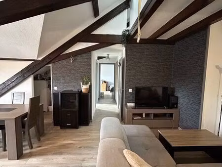 apparemment 3piece avec mezzanine