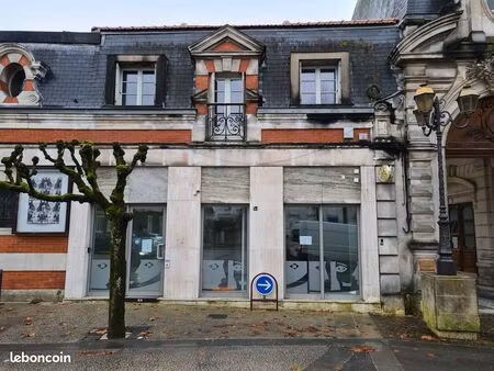 local commercial 110 m²