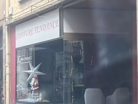 local commercial en duplex à louer