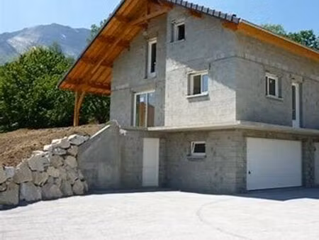 maison/appartements a vendre haute savoie