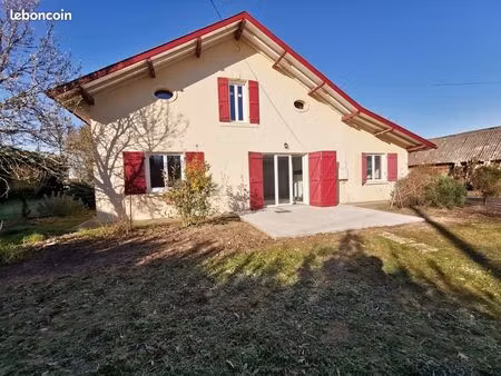 maison 4 chambres sur environ 2ha