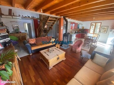 maison 8 pièces 212 m²