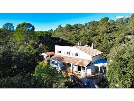 villa 5 pièces 154 m²