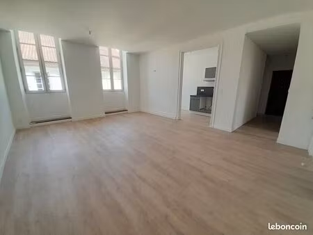 appartement 4 pièces 79 m²