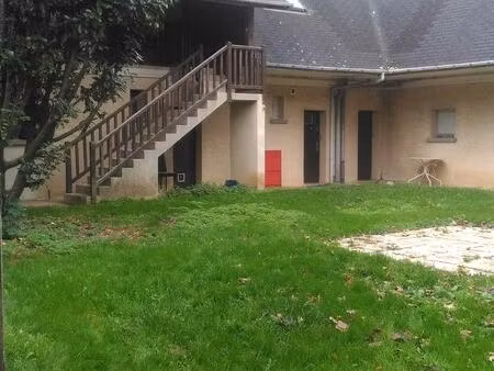 location appartement f3  390 euros cc