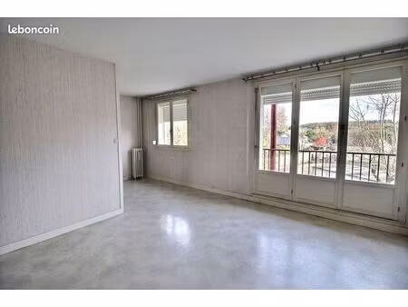 appartement 3 pièces 65 m²