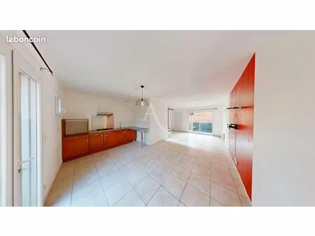 maison 3 pièces 63 m²