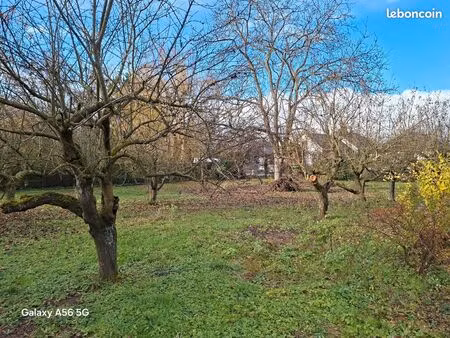 terrain de construction viabilisé de 9 ares à behlenheim