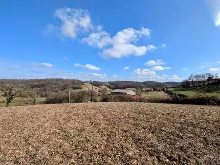 terrain 2 206 m² troncens