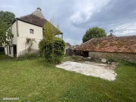 maison de village 4 pièces 86 m²