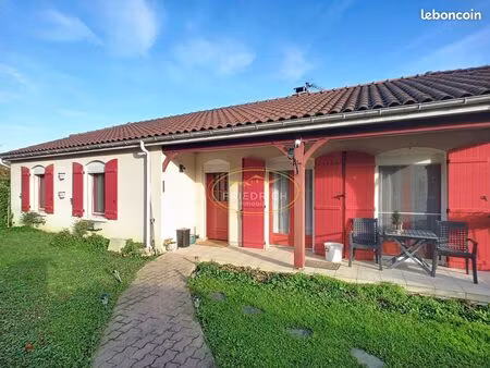 pavillon 7 pièces 160 m²