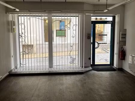 local commercial 60 m² autun