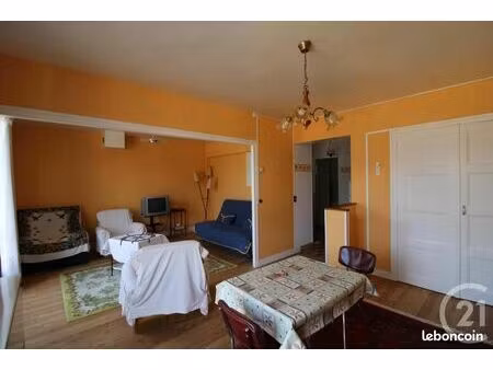 studio 1 pièce 40 m²