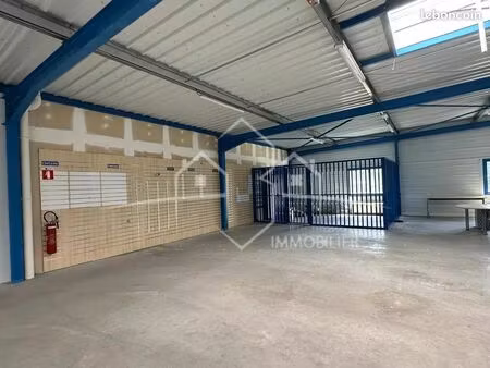 local 1700 m² beaurepaire