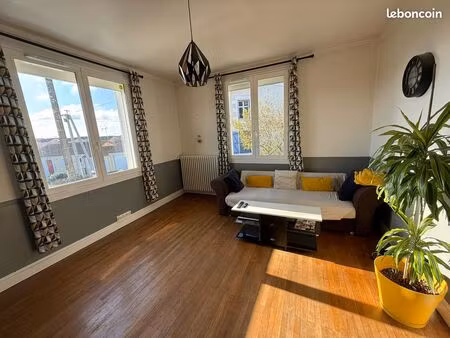 maison proche commerces et écoles pouzioux la jarrie