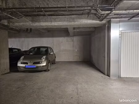 place de parking sous-sol antony