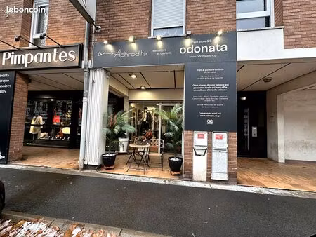 local commercial 50 m² la madeleine