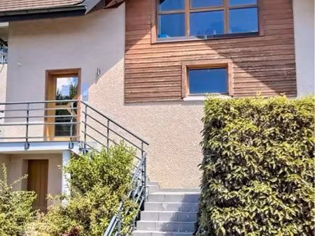 bureaux secteur zone des glaisins  cadre champêtre