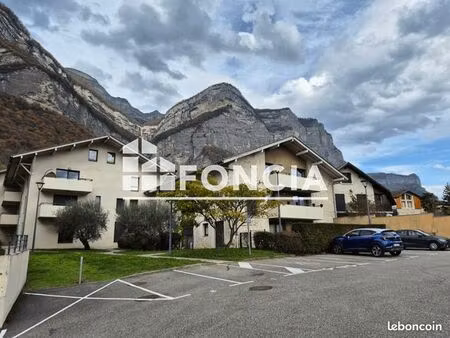 appartement 3 pièces 81 m²