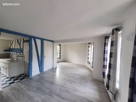 appartement centre pont de l'arche 58 m2