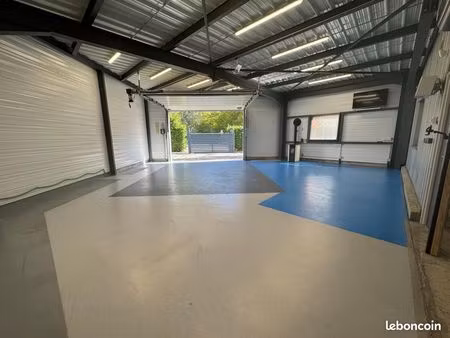 local industriel 130 m²