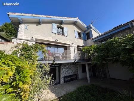 grande maison meublée entièrement rénovée