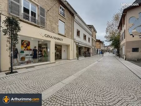 local commercial 116 m² villefontaine