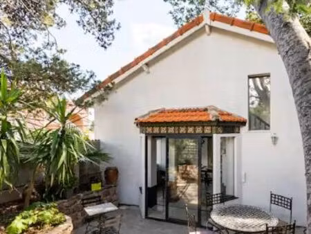 petite maison st raphael t3 meublée  au mois  jusqu'à avril