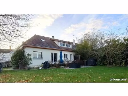 maison 7 pièces 152 m²