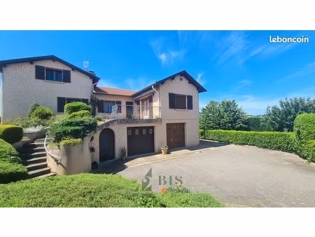 maison 5 pièces 115 m²