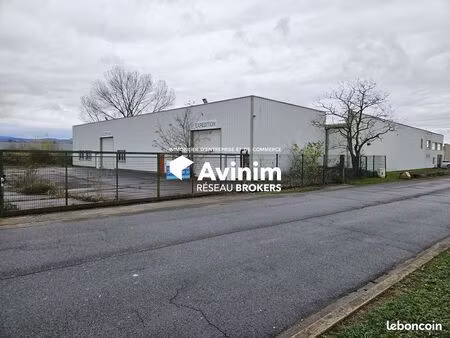 local 600 m² crêches-sur-saône