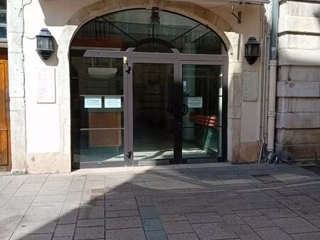 à louer local commercial