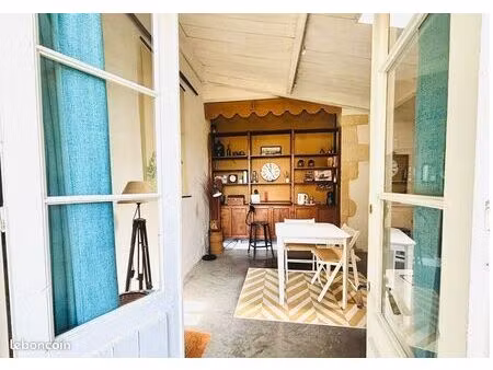 bureau / cabinet professionnel équipé