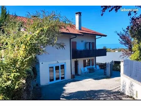 publier t3 meublé avec terrasse et parking