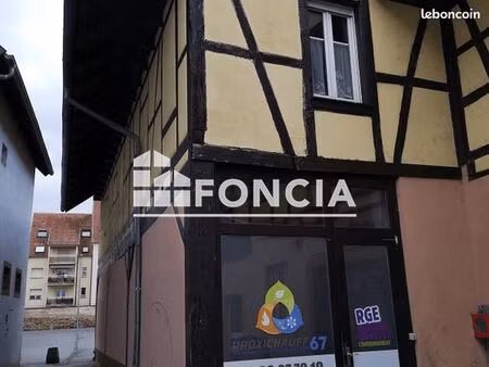 local bureaux 145 m²