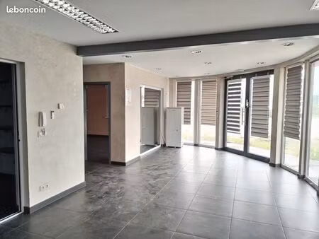 bureaux / entrepôt en zone d'activité d'ingwiller