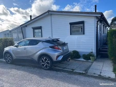 chalet dans parc résidentiel ( ouvert à l'année)