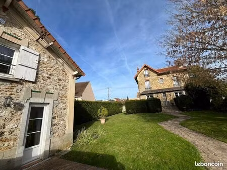 maison 8 pièces 155 m²