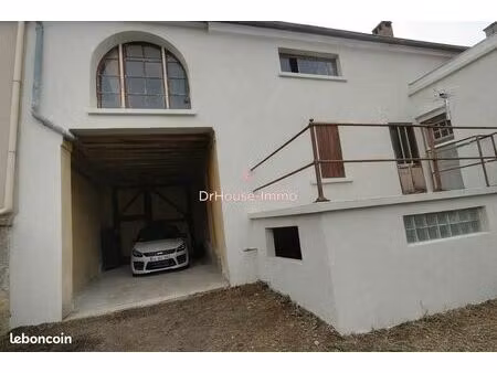 maison 10 pièces 390 m²