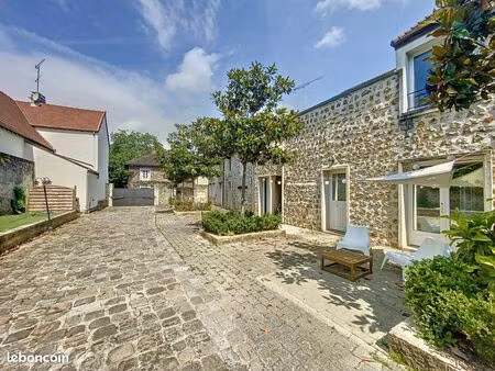 superbe maison de ville - 62 5m2