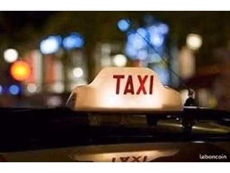 vends autorisation de stationnement taxi 28