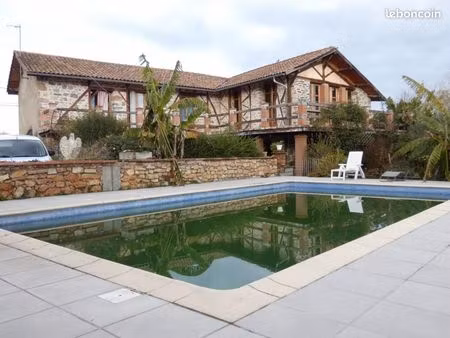 maison 7 pièces 420 m²