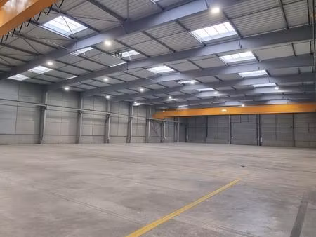 local d'activité 2 191 m²