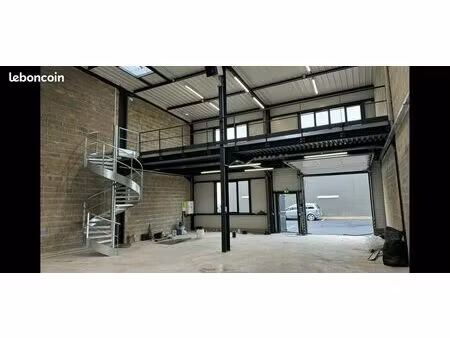 local d'activité 510 m²