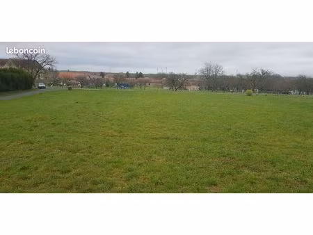 vends terrain a batir rembercourt sommaisne