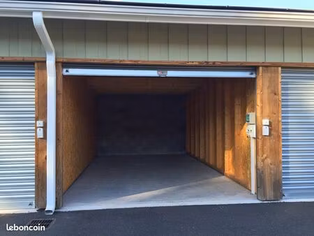 box/garage