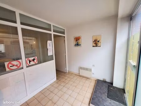 local commercial 24 m² blagnac