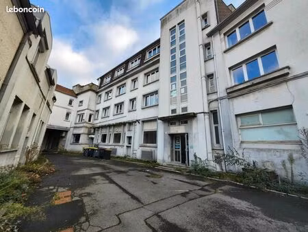 local administratif 1 095 m²