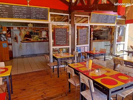 bar  restaurant  licence iv