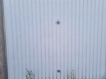 garage/box 14 m² le trait